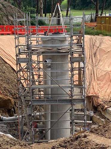 High manhole with outer formwork