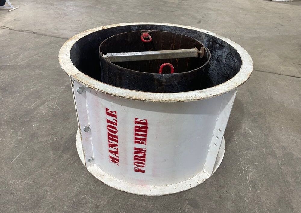 Inner and outer neck rings
