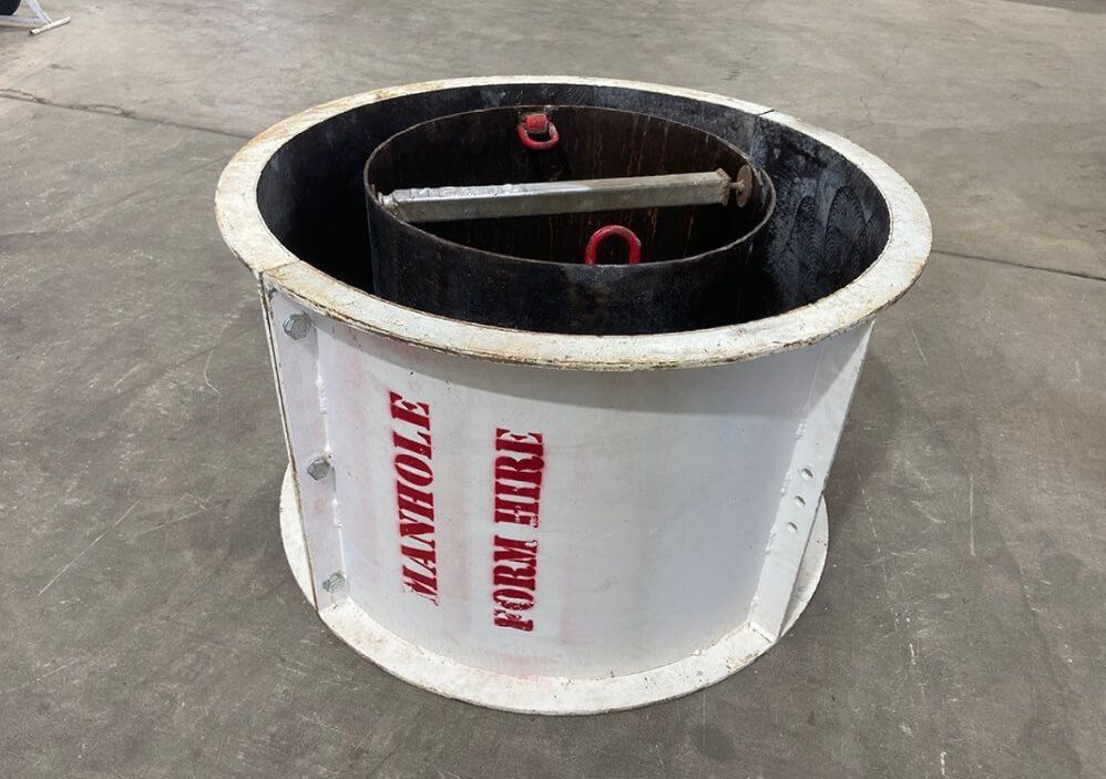 Inner and outer neck rings