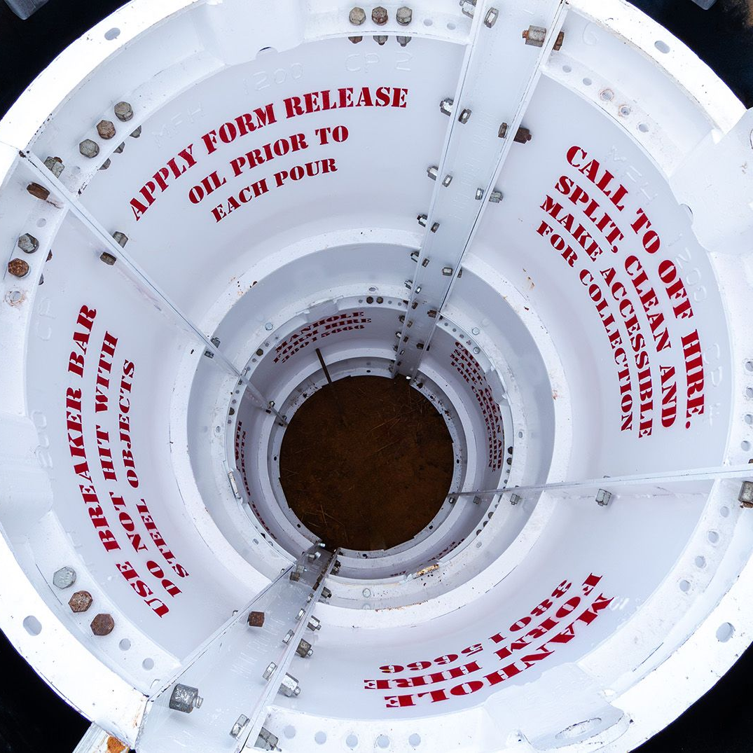 Manhole Form Hire - standard form and pour board