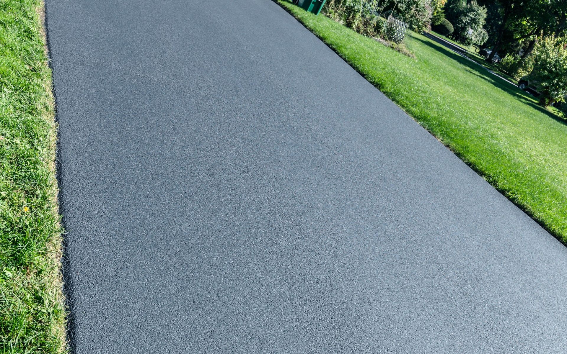 Asphalt Paving & Resurfacing Asphalt Driveway Company