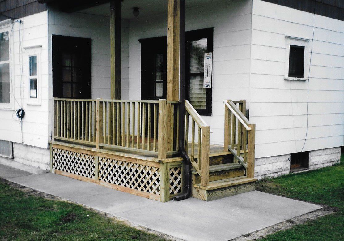 Roof House Entrance — Akron, OH — Summit Awning