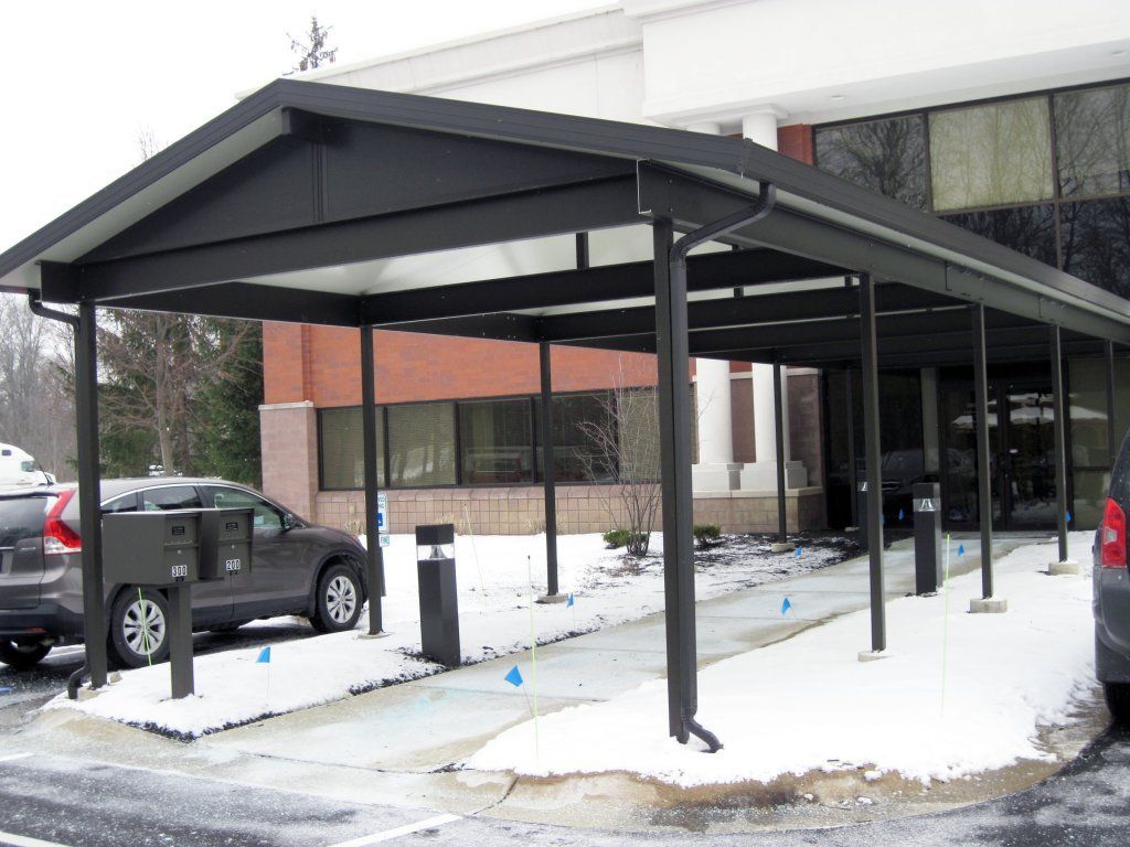 Store Entrance — Akron, OH — Summit Awning