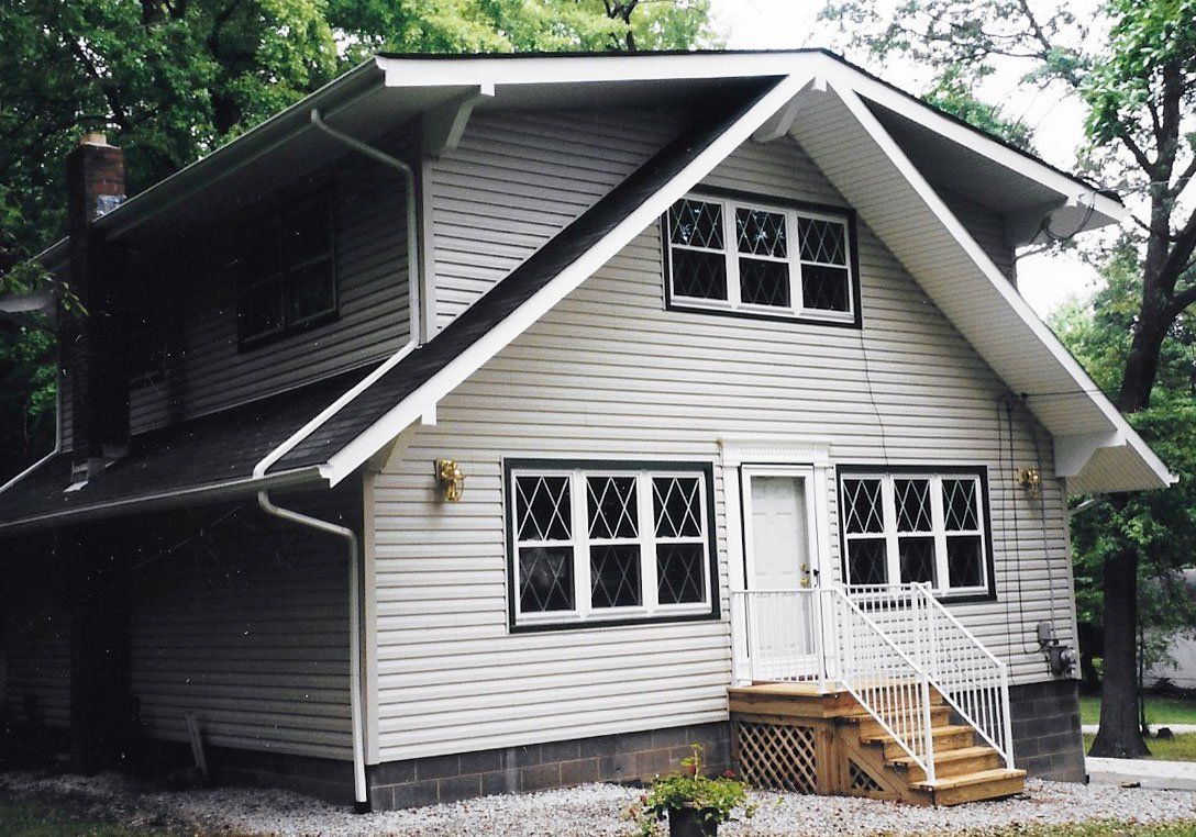 Tallmadge — Bungalow House in Akron, OH
