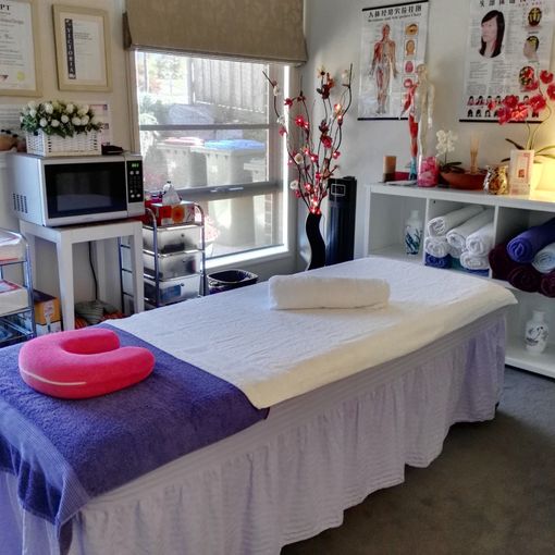 Chinese Rose Massage room