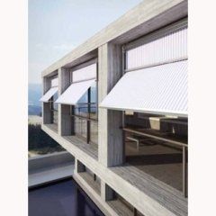 tende bianche a caduta