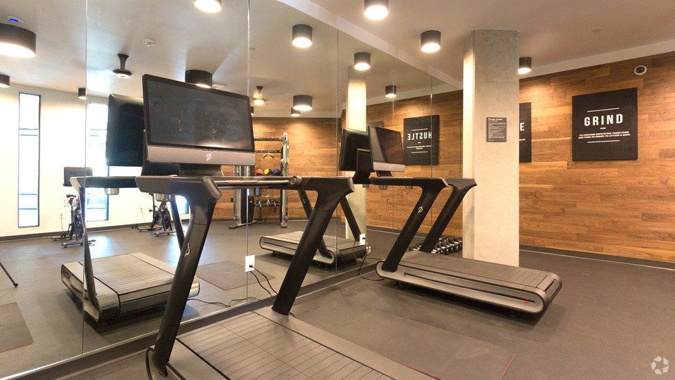 village-at-westgate-edmonds-wa-interior-photo (2)