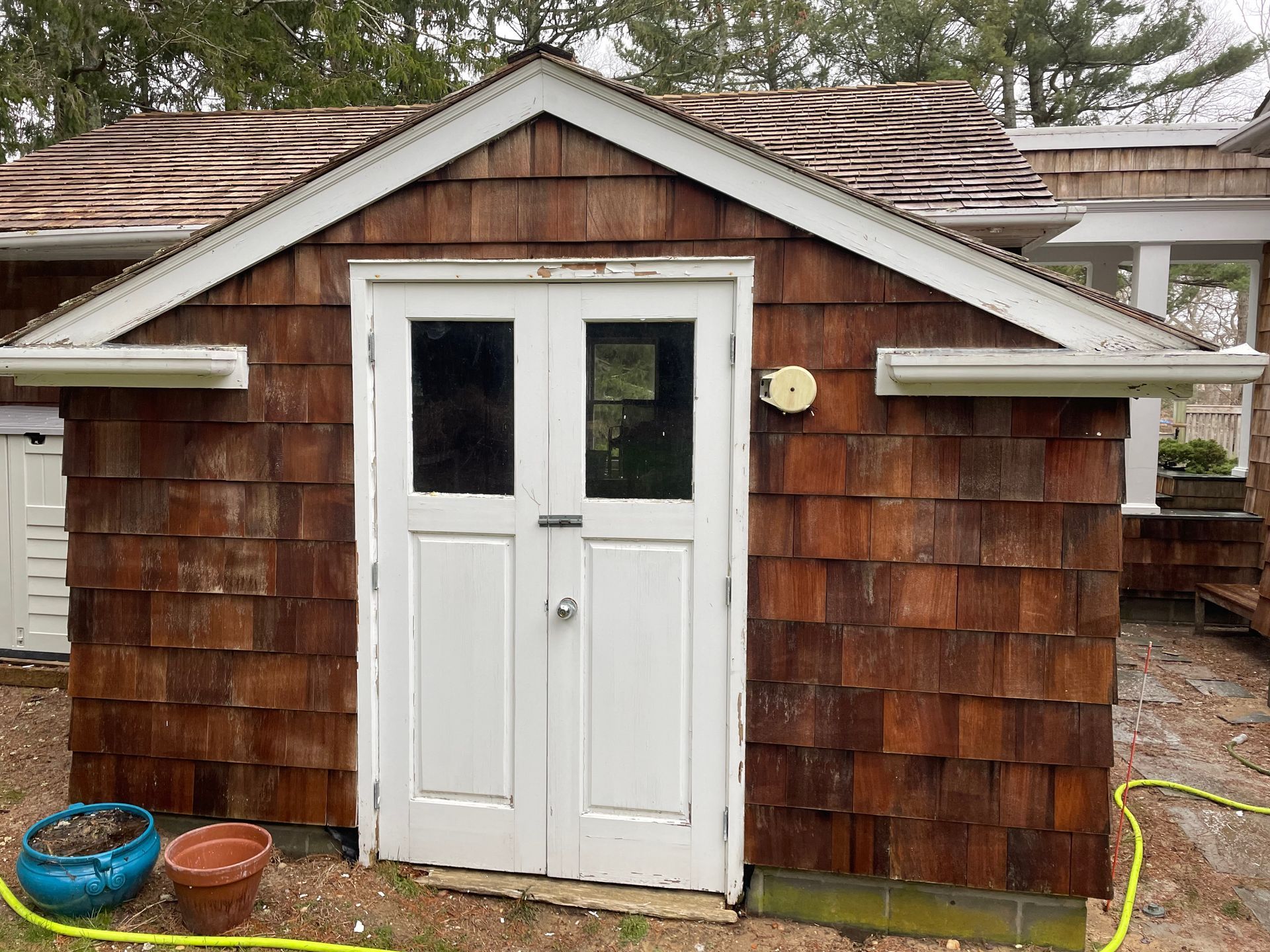 A shed after power washing