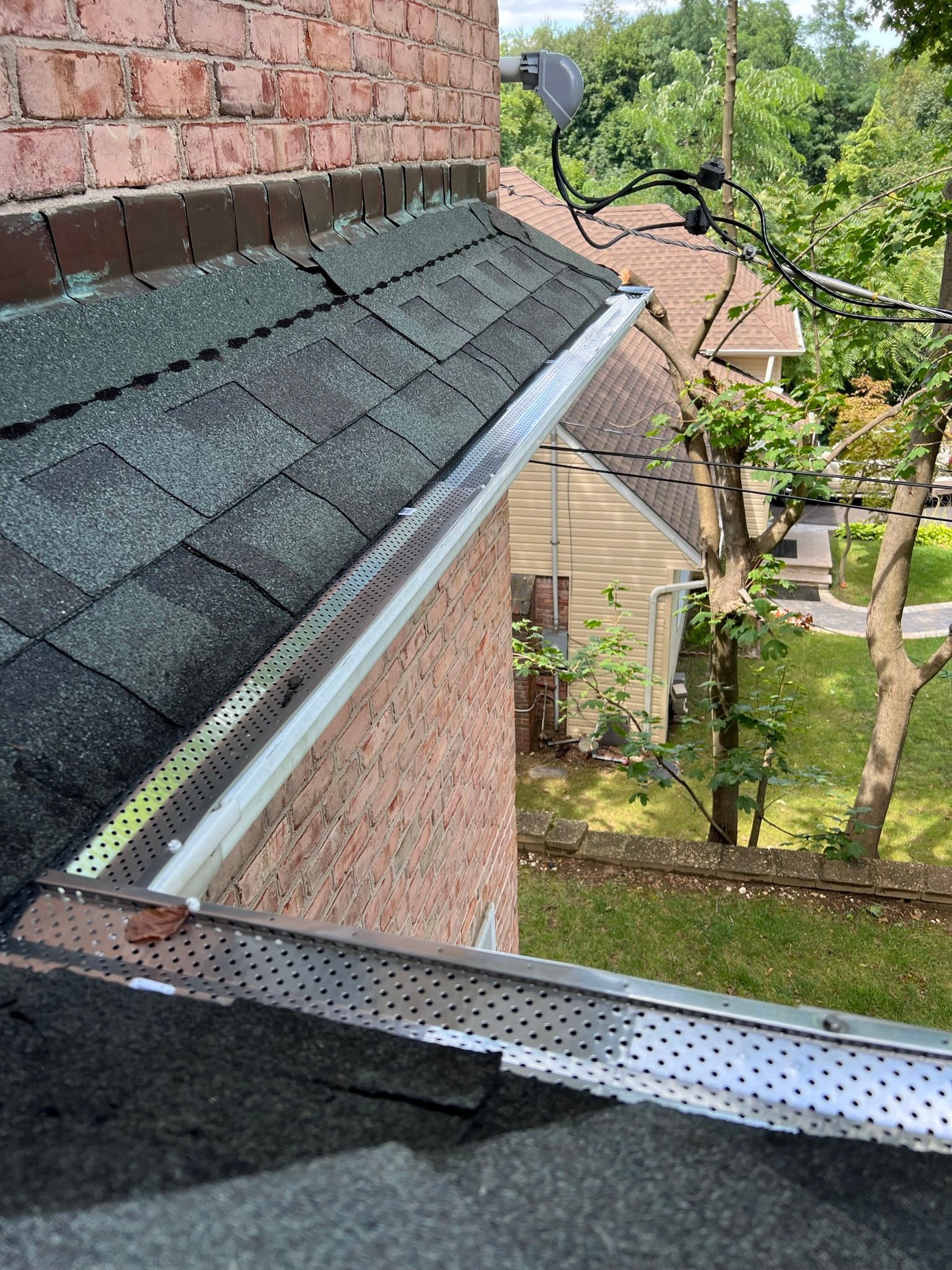 Expert gutter guard installation service