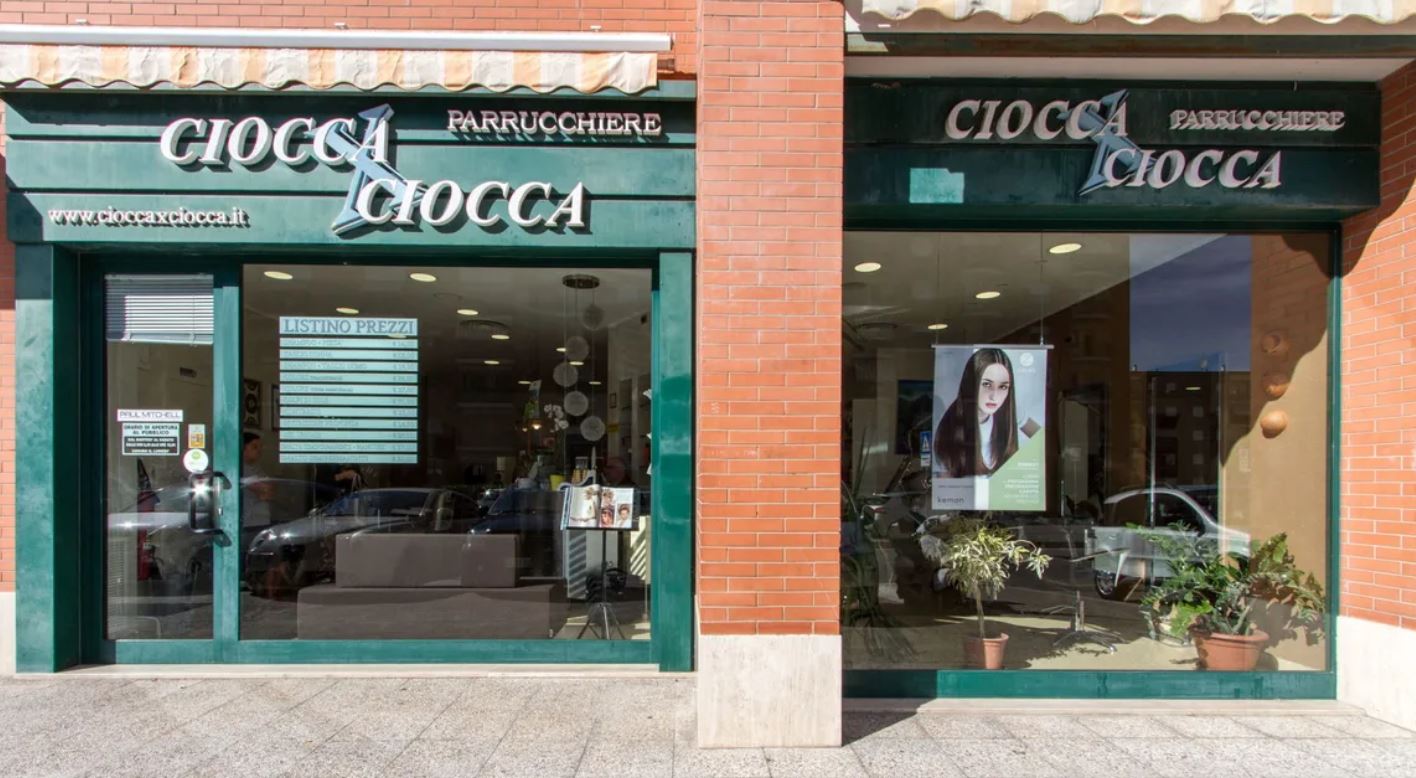 Ingresso del negozio di parrucchiere