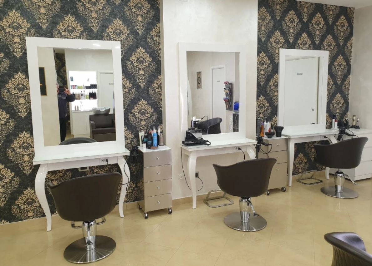 Salone di parrucchiere per uomo