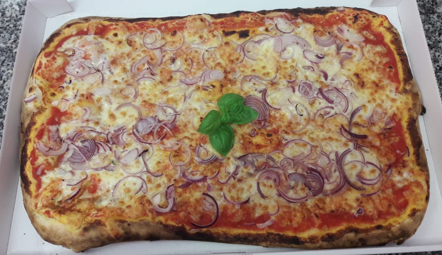 pizza maxi per compleanni