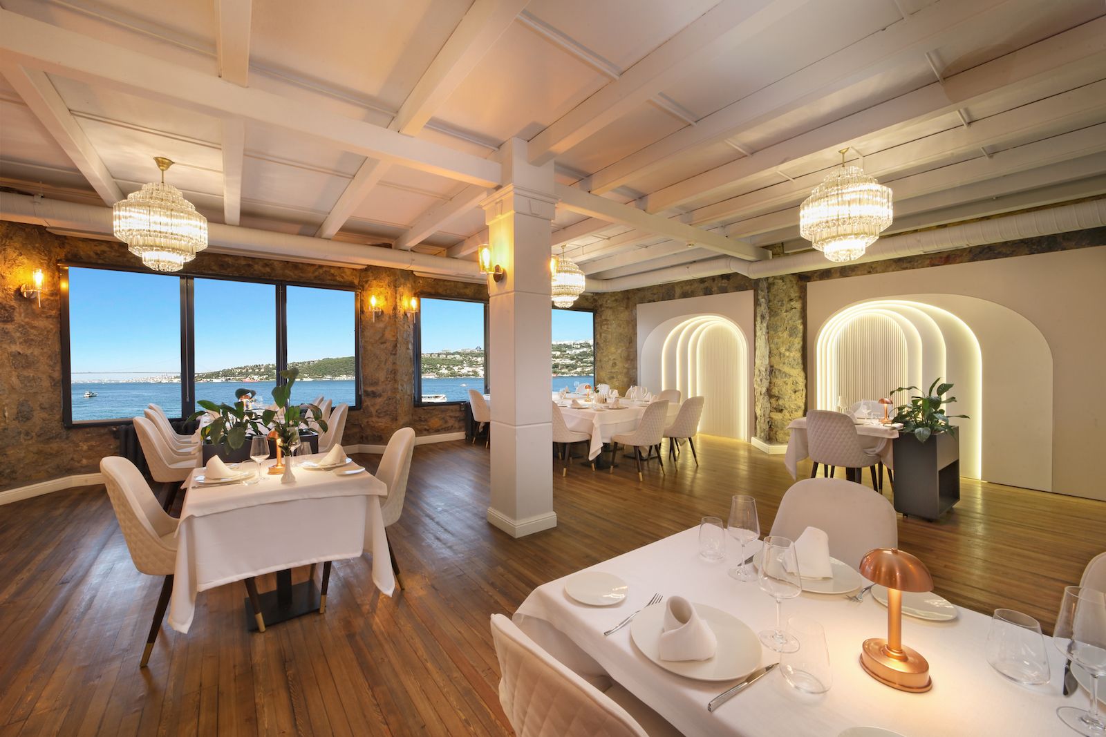 Del Mare Restaurant