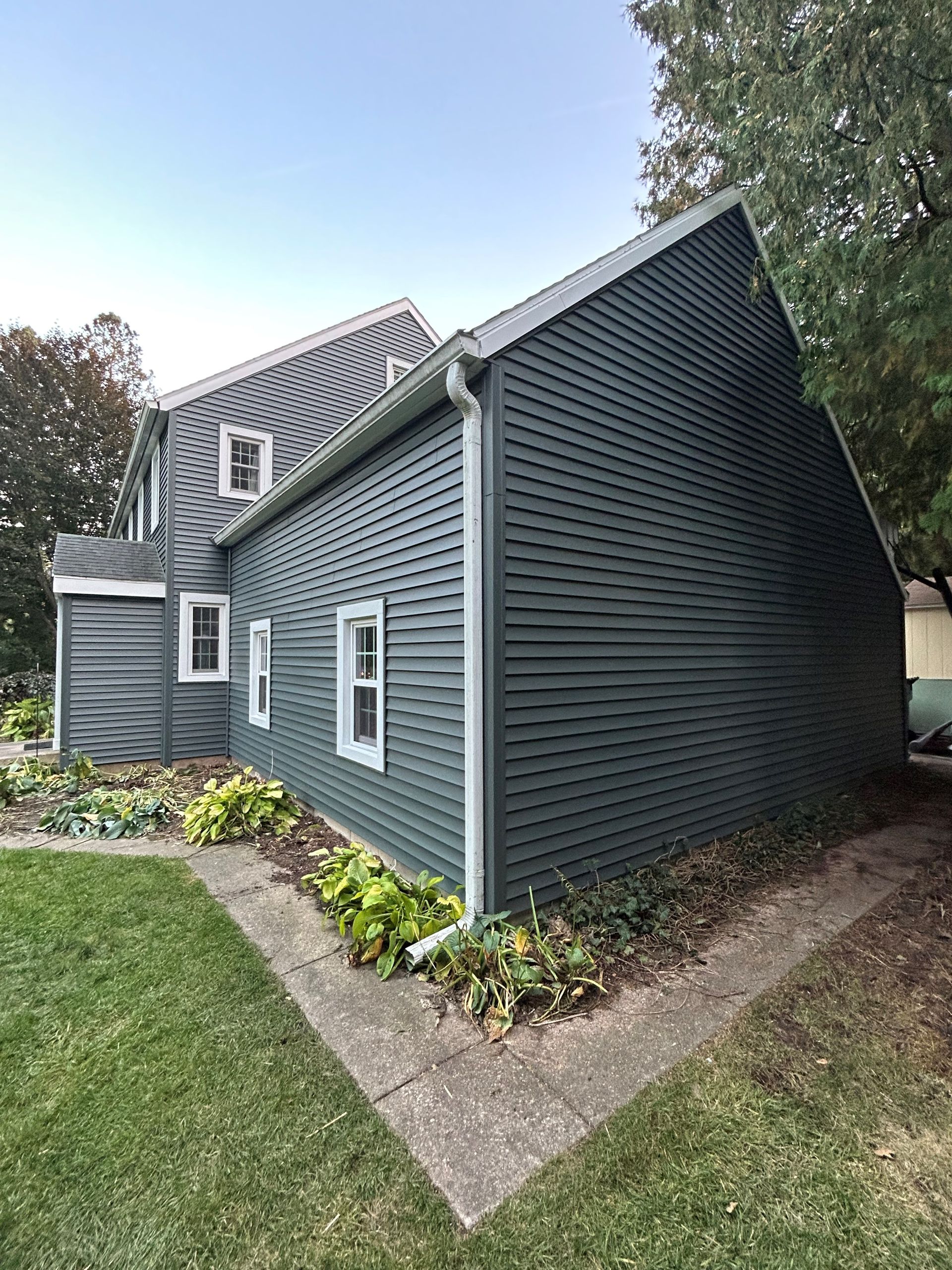 Home Blue Sidings – Edgerton, WI – Exceptional Exteriors