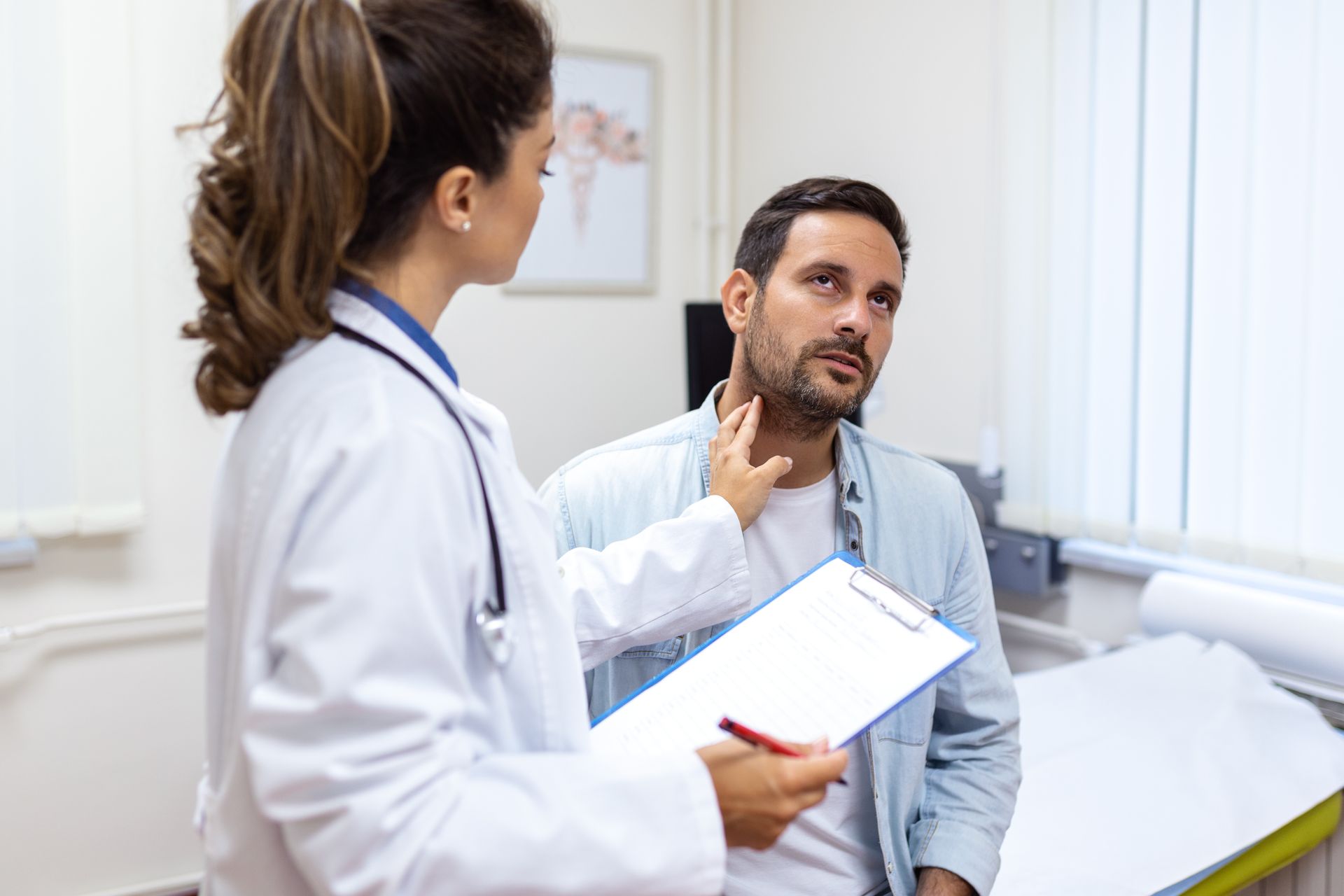 Diferenças entre a ablação e o tratamento com iodo radioativo para tireoide
