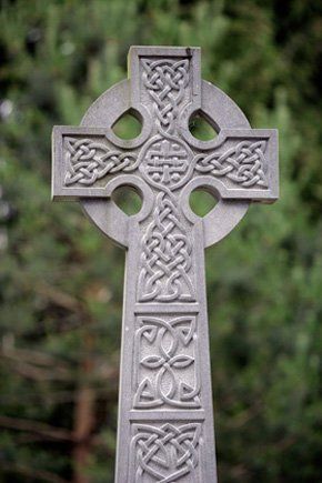 Memorials - Kintyre - William Armour Memorials - Celtic Cross Celtic Cross