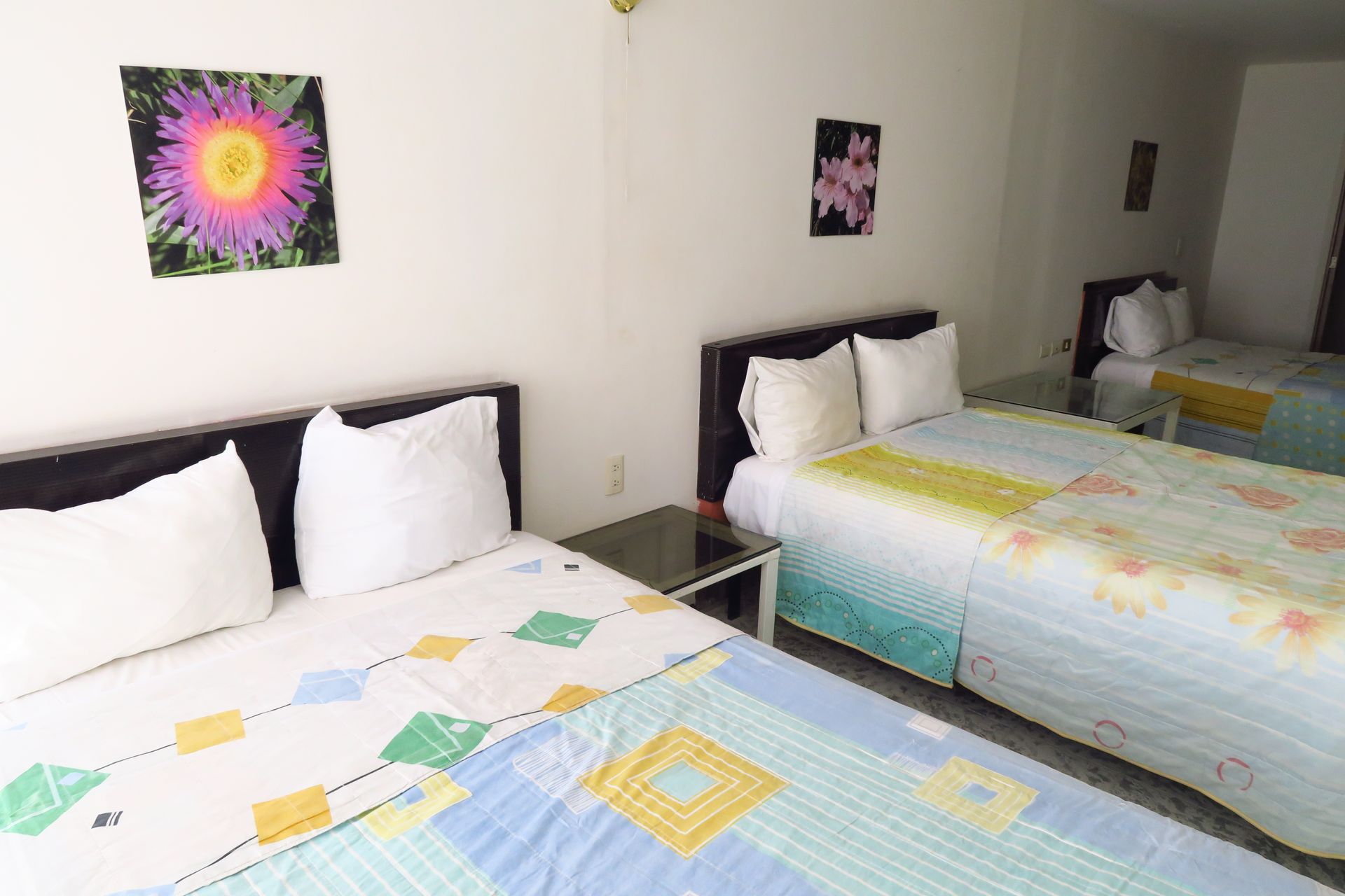 HOTEL LLANITO - DOS CAMAS