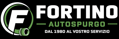 Carro attrezzi verde con la scritta