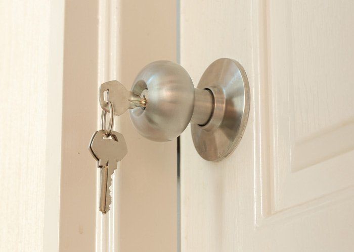 Door Knob With Two Keys