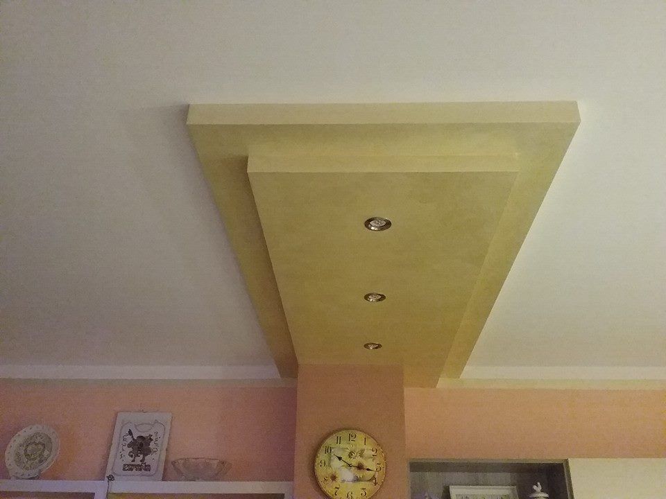 dettaglio realizzazione in cartongesso con faretti