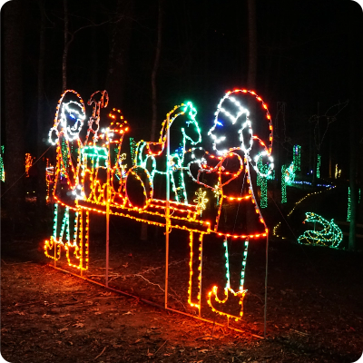 safari lights display at a niagara falls zoo attraction