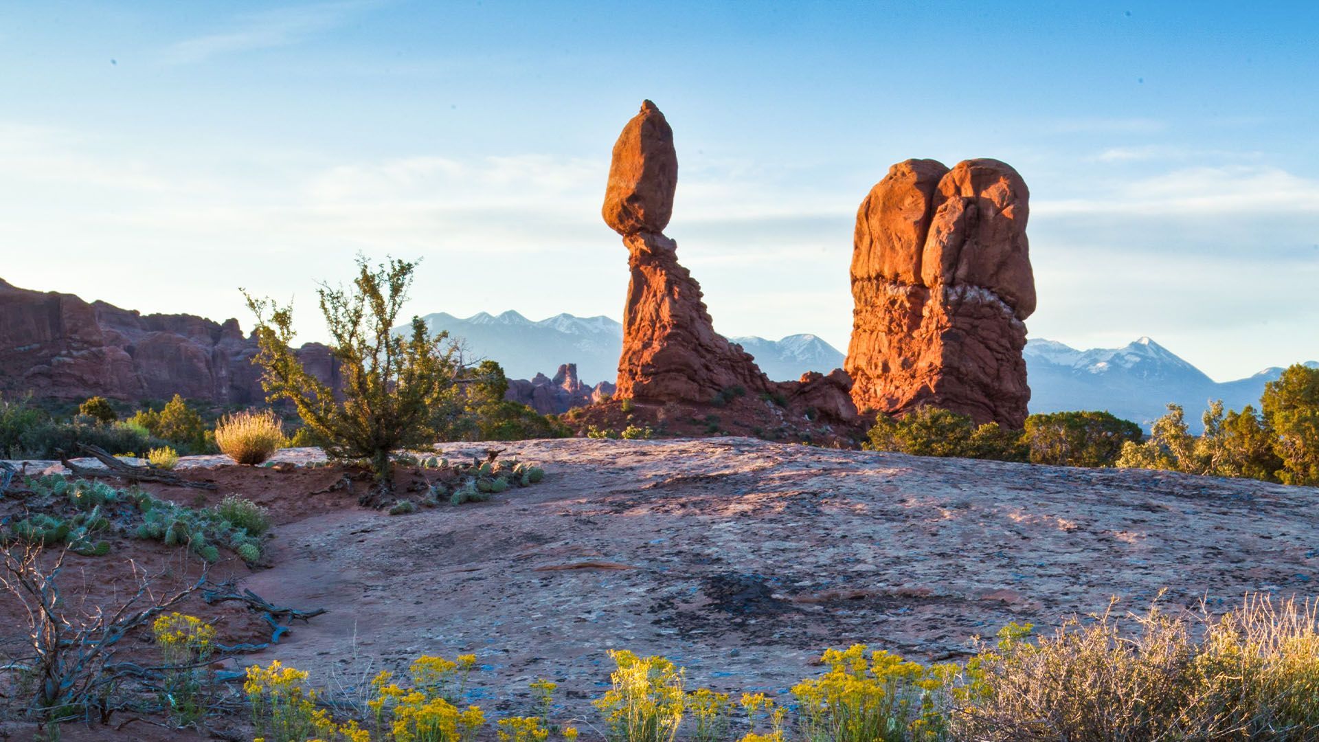 Balanced Rock in Arches National Park, Utah.