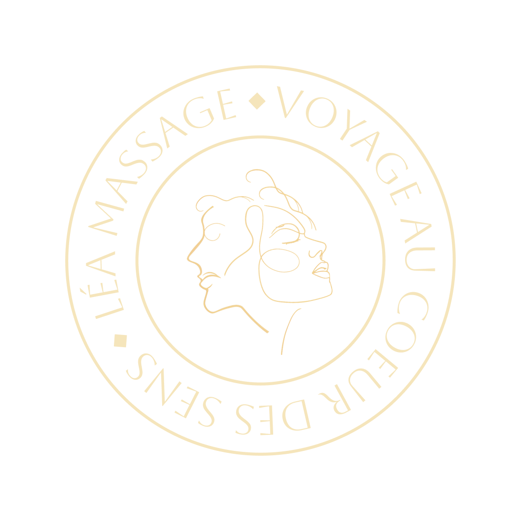 Le logo de lea massage voyage au coeur des sens est un cercle avec deux visages dedans.