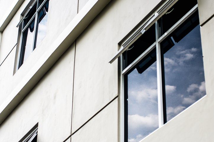 Single-Hung Windows — On Point Roofing, LLC — Hastings, NE