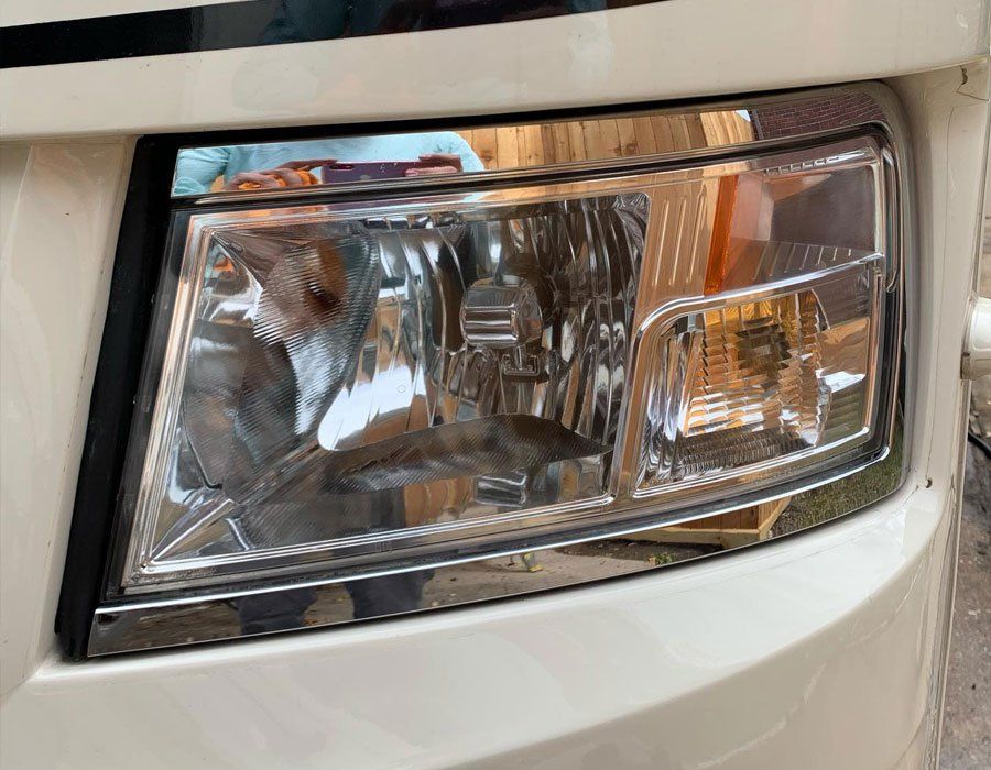 Headlight Restoration Service
