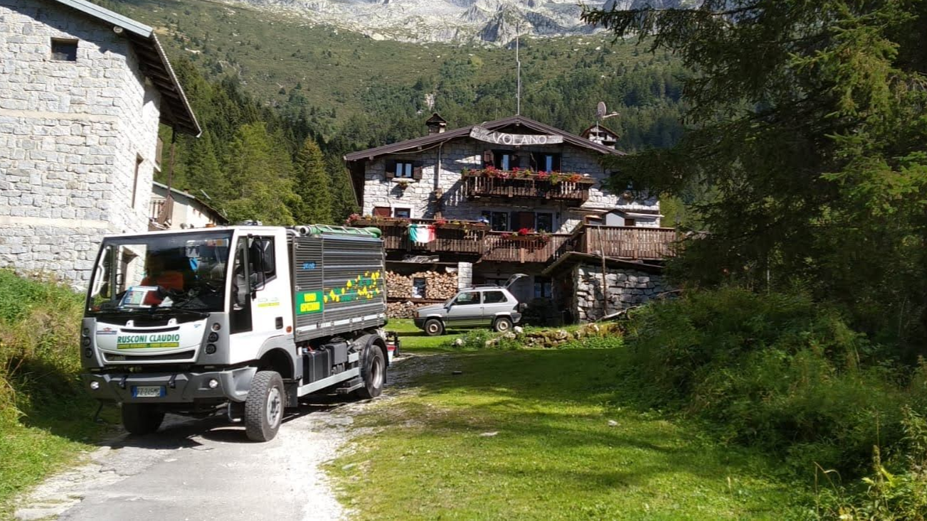 Claudio Rusconi, spurgo pozzi, videispezioni fogne