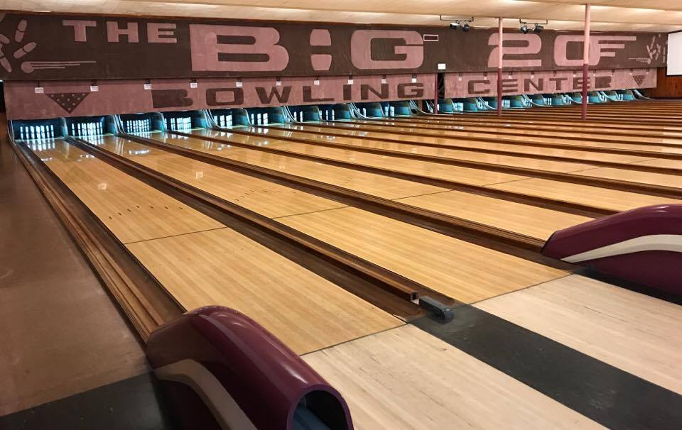 Lanes with pins