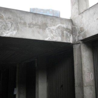 costruzione con infiltrazione d'acqua