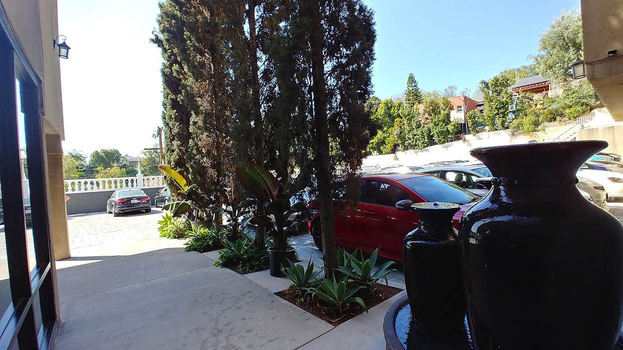 carmel heights exterior