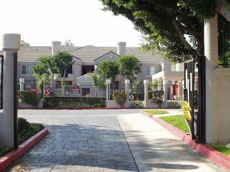 Alcantara Apartment Homes exterior