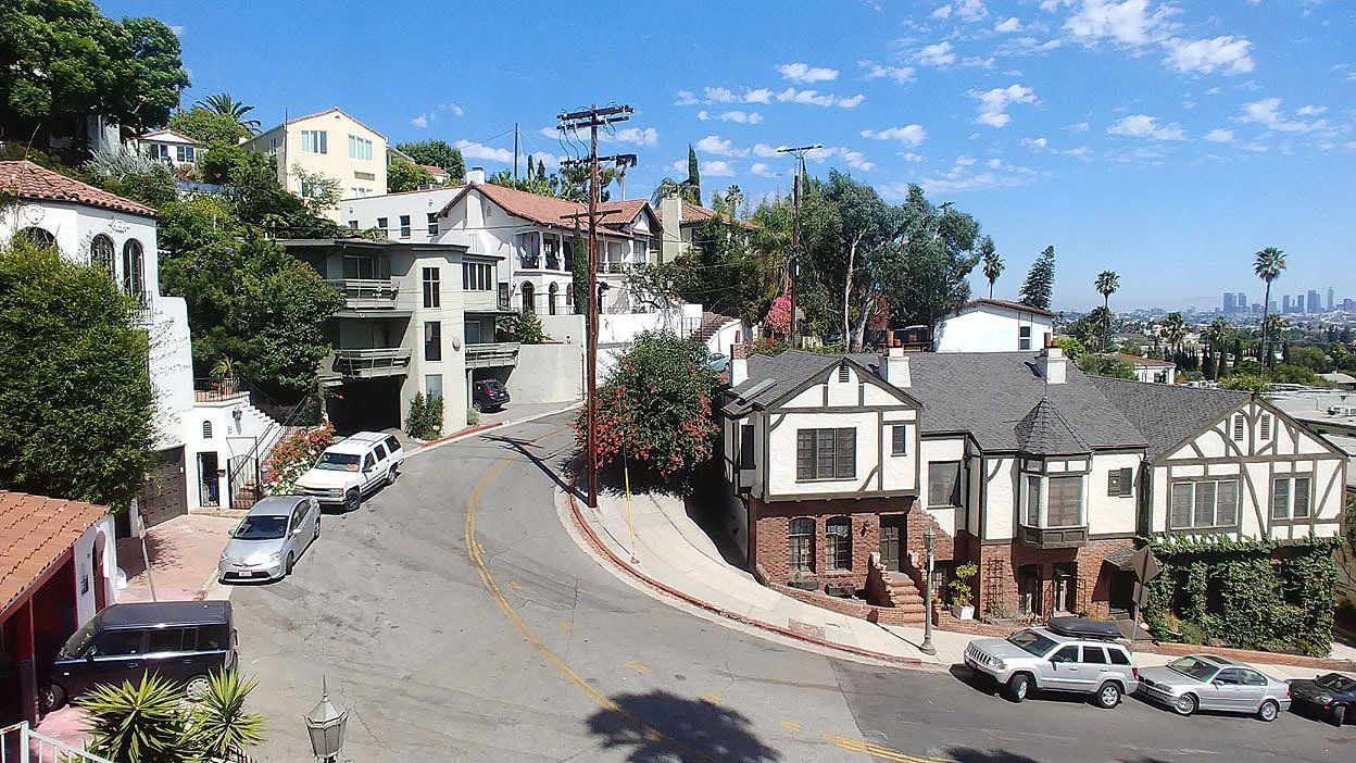 five star suites exterior