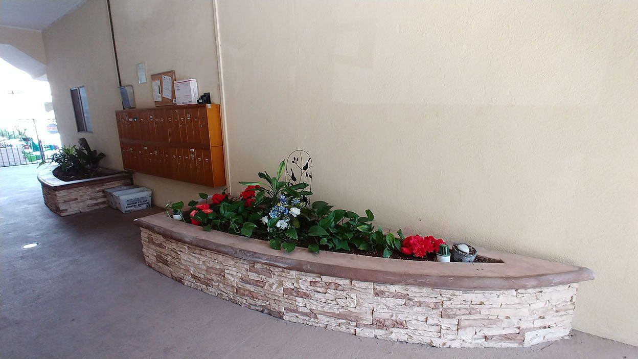 courtyard at cordova exterior