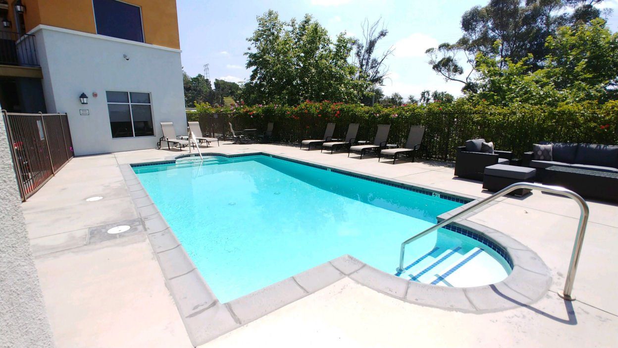 ALMERÍA TOWNHOMES pool