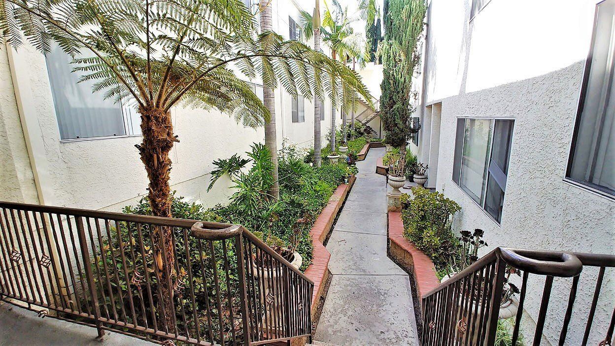 VILLA ANDALUCIA exterior