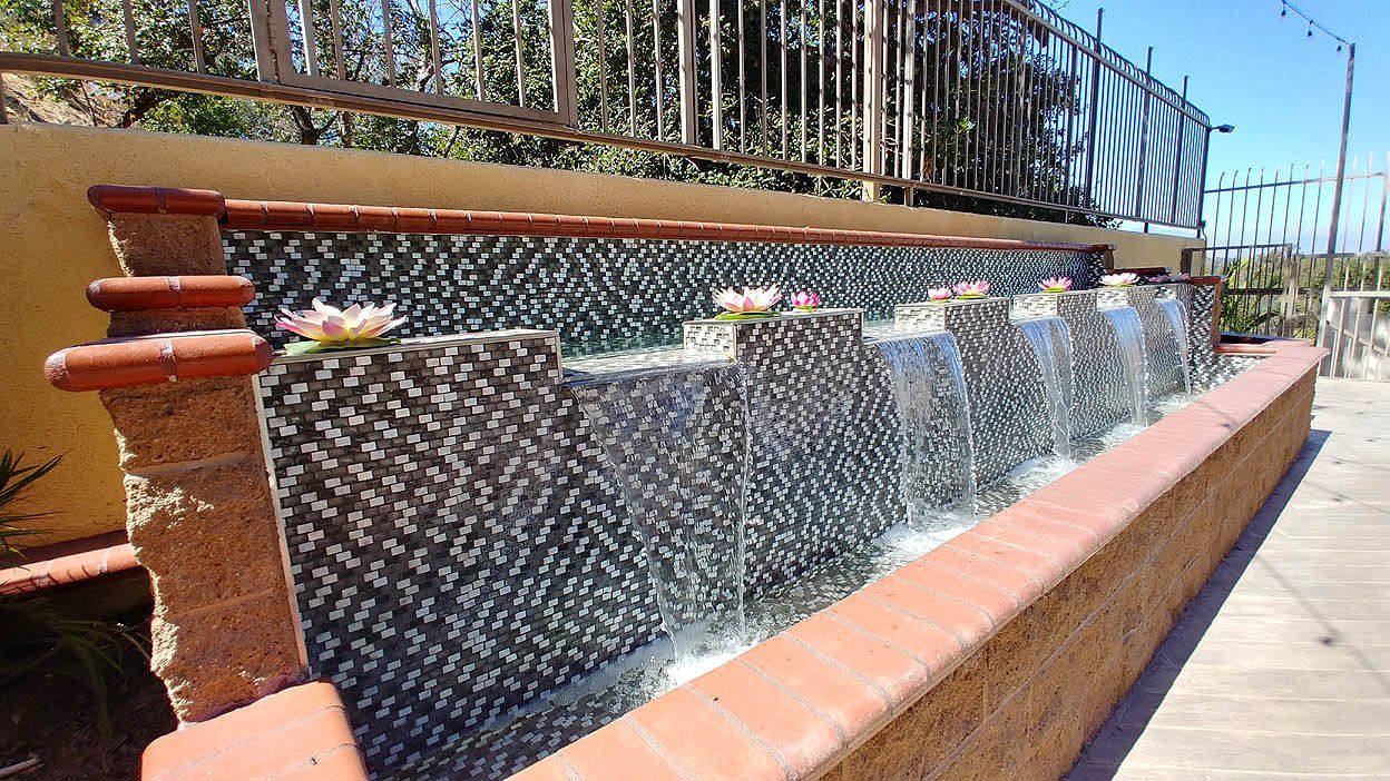 acre heights fountain