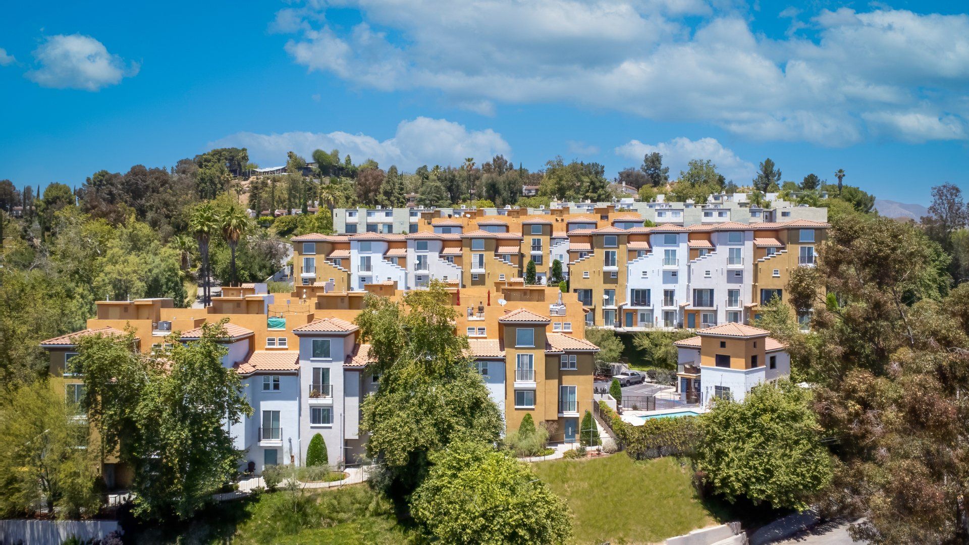 ALMERÍA TOWNHOMES exterior