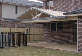 White Patio roof in Forster
