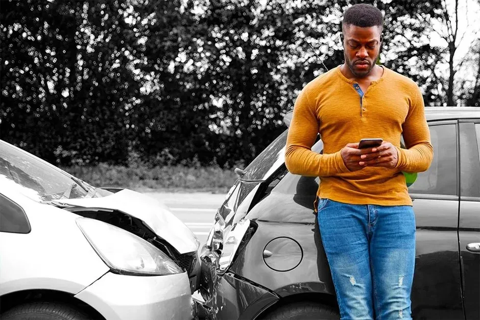 Why Choose Cavender Collision Center for Auto Glass Repair