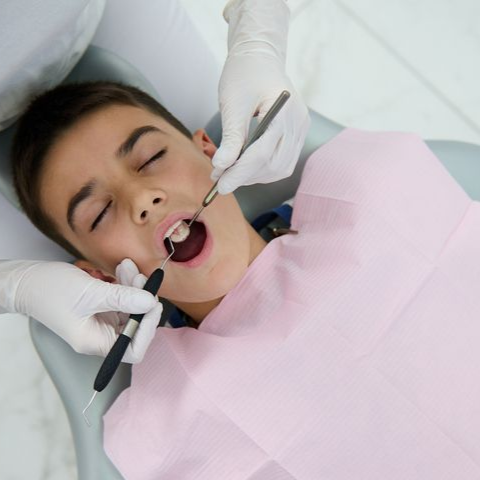 fix chipped front tooth