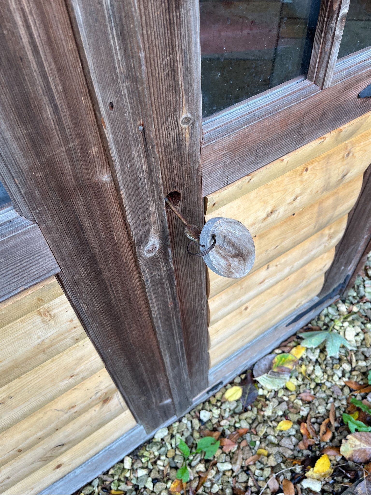 Shed key provided with tenancy – documented at check-in