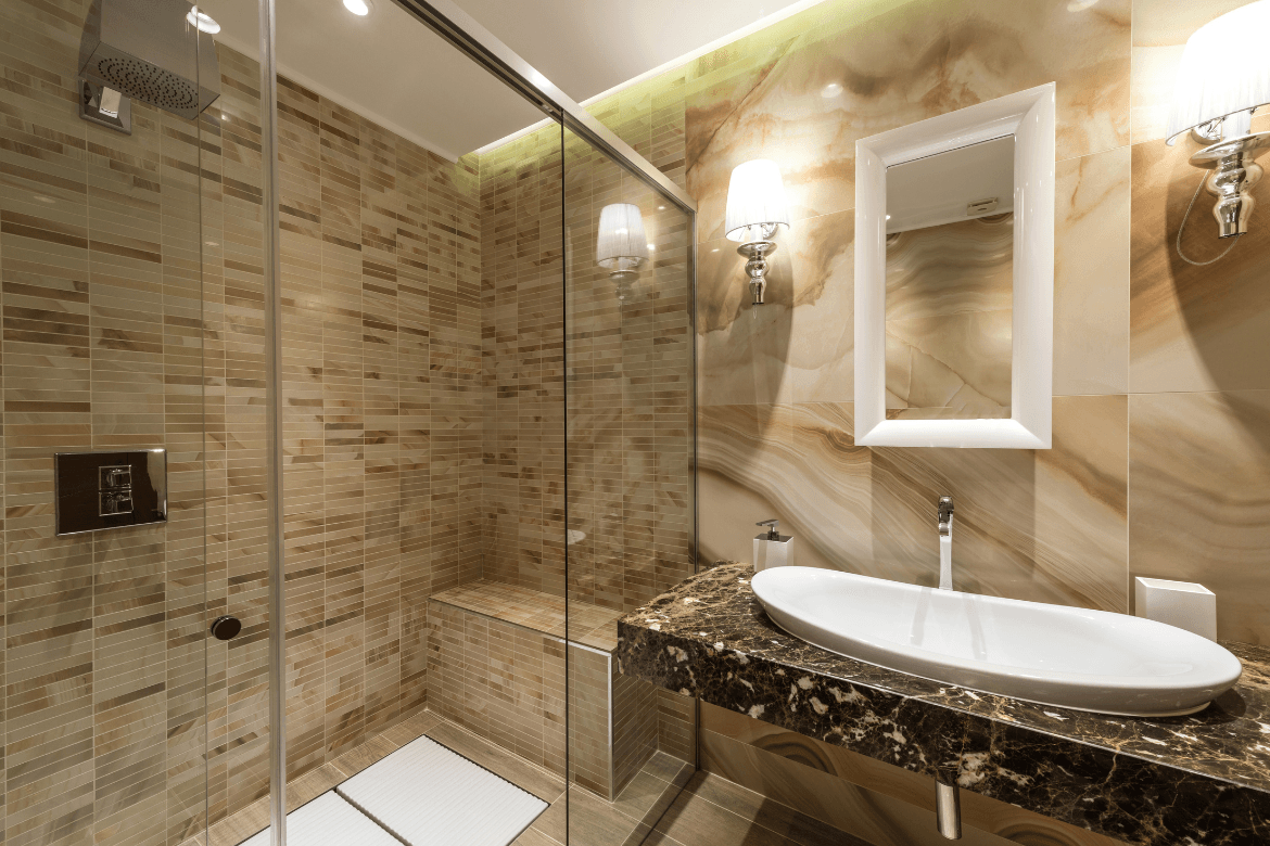 Badkamerwand van glas - douchecabine van glas - glas op maat