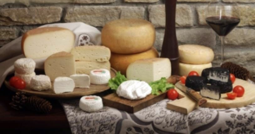 typical Valle d'Aosta cheeses