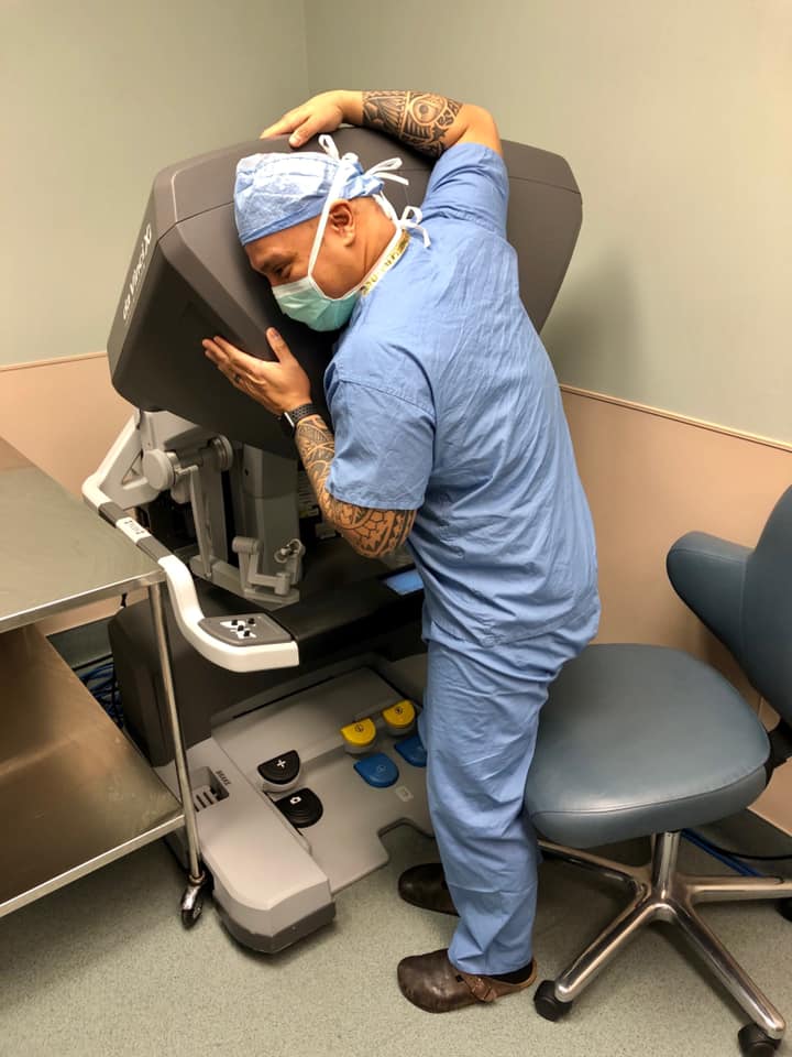 Doctor Operating Hospital Equipment | Perrysburg, OH | Toledo Surgical Associates, Inc.