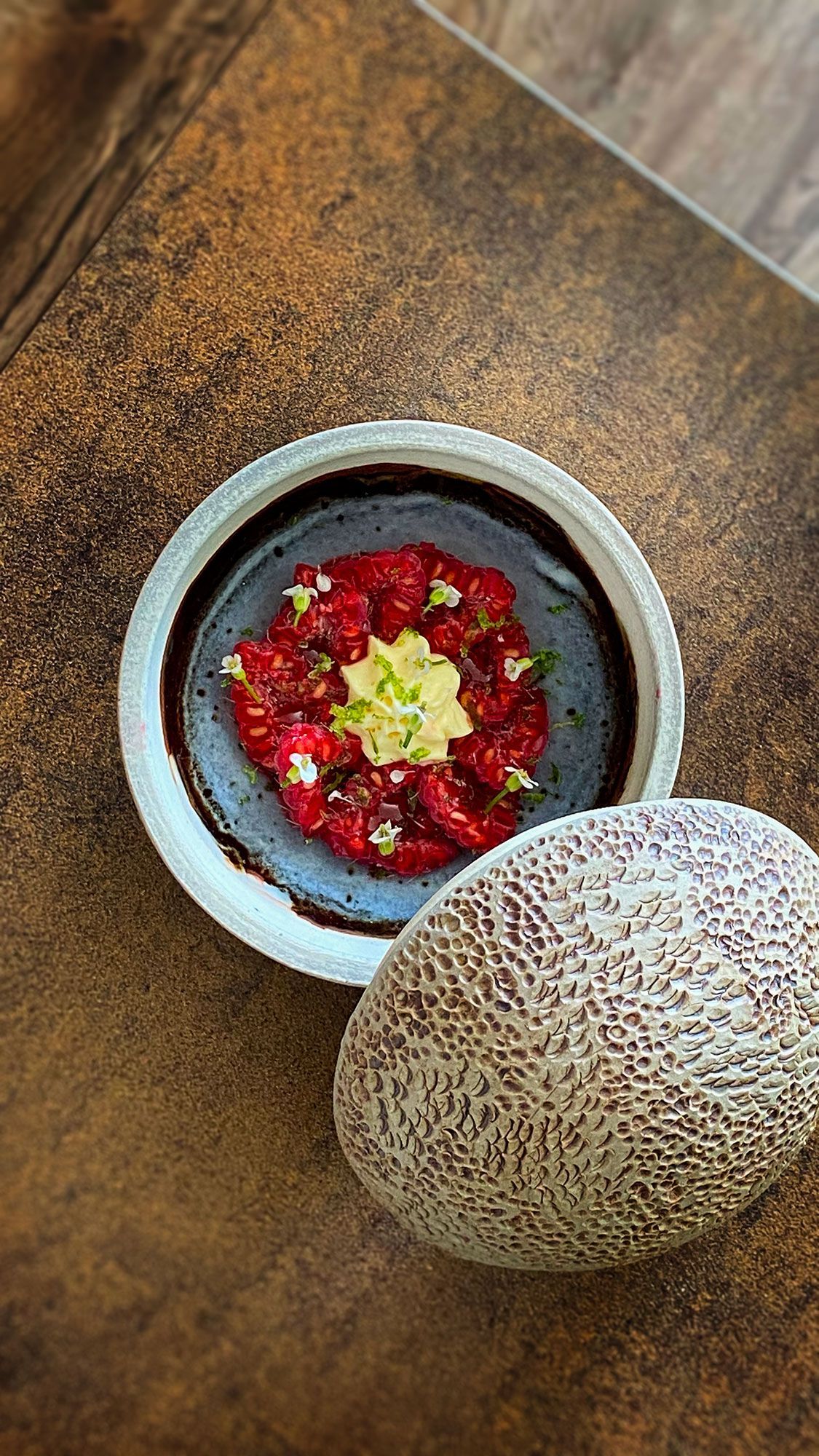 Plat de Bastien Gilet chef du restaurant Pom Poire situé à Azay-le-Rideau