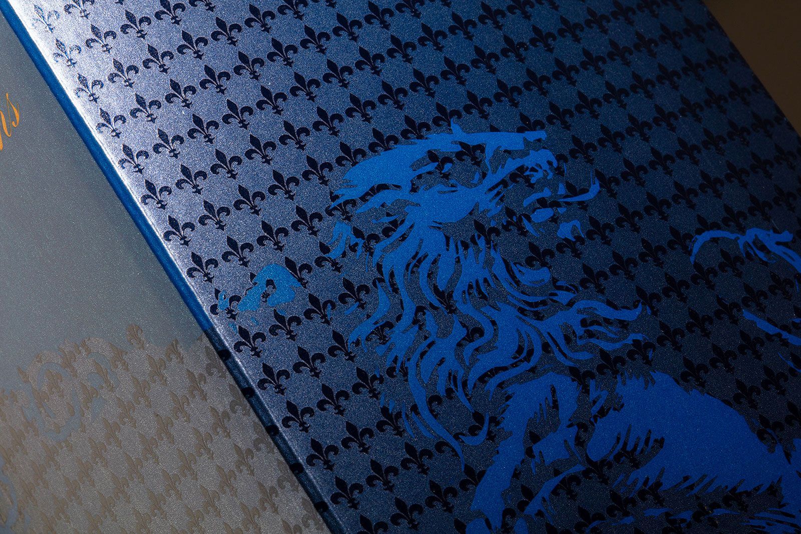 Zoom Étui impression avec vernis sélectif et gaufrage