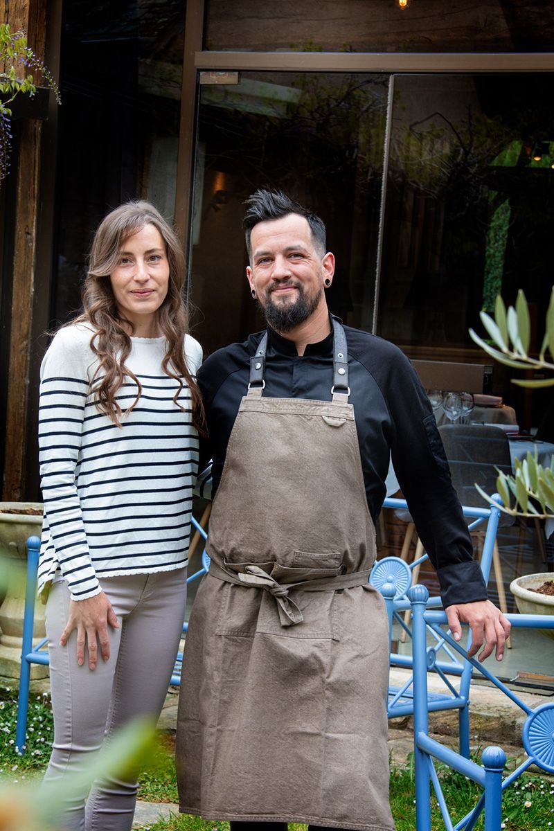 Stéphanie et Kevin Gardien gérants du restaurant l'auberge du 12 ème à Saché
